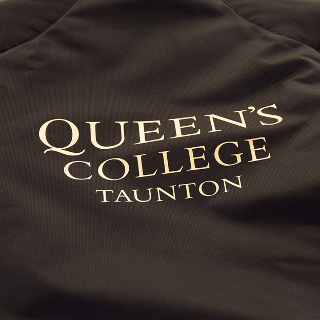 Queens College Contoured Bench Coat Black Kids - Back Detail Queens College Contoured Bench Coat Black Kids - Back Detail