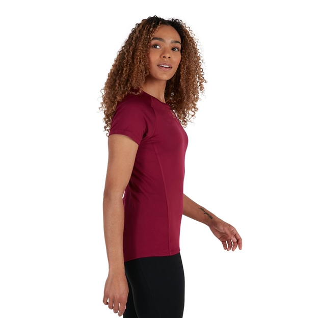 Canterbury Womens Vapodri Superlight Tee - Purple Potion - Model