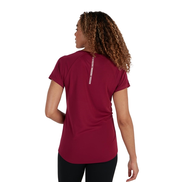 Canterbury Womens Vapodri Superlight Tee - Purple Potion - Model