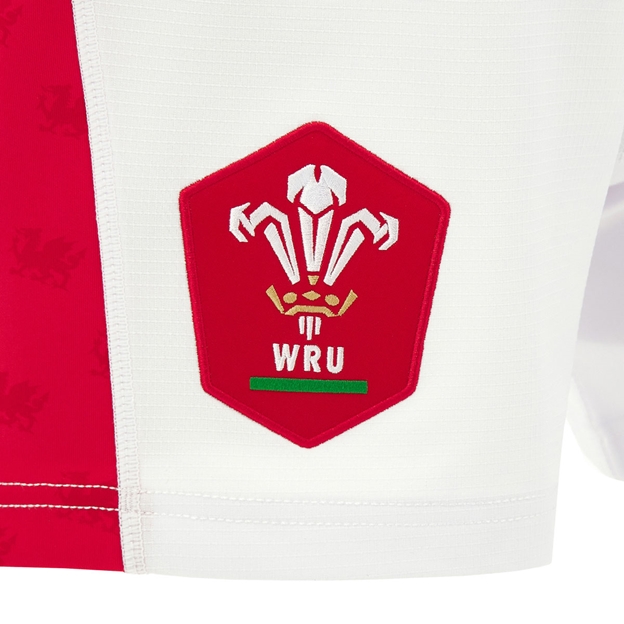 Wales Kids Home Rugby Shorts 26/27 White - WRU Badge Close-up