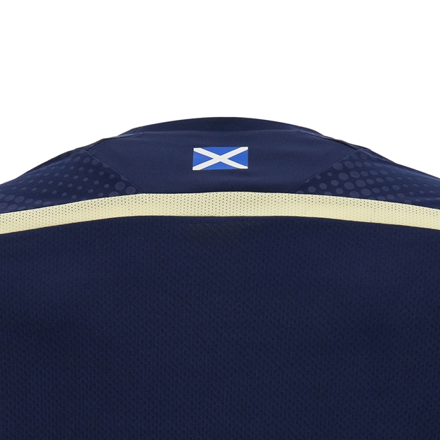 Scotland Mens Training Shirt 26/27 Short Sleeve Navy and Sand - Nape Detail Close-up