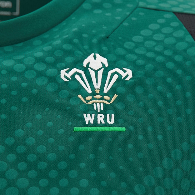 Wales Mens Training Vest 26/27 Green - WRU Logo Close-up