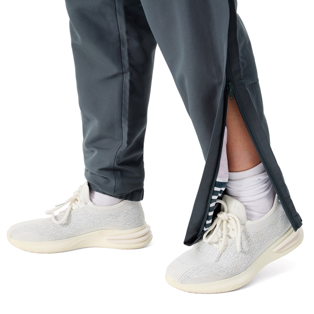 Canterbury Womens Uglies Stadium Pants Dark Slate Blue - Model leg zip close-up