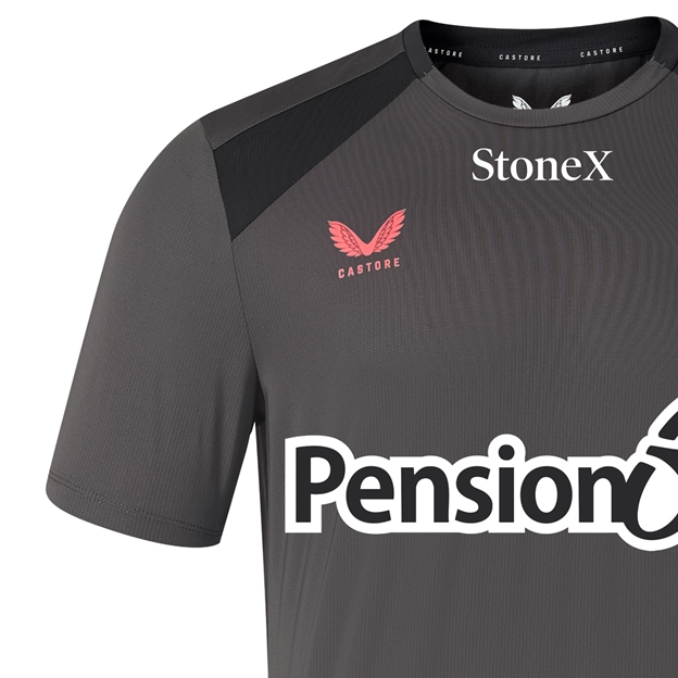 Saracens Mens Training T-Shirt 26/27 Gunmetal - Castore Logo Close-up