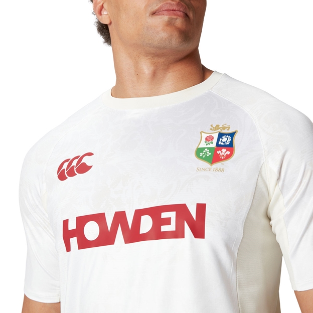 British and Irish Lions Mens Super Light Training T-Shirt Cream - Model Close-up