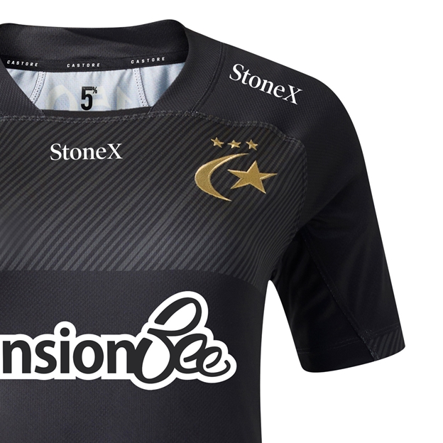 Saracens Womens Home Rugby Shirt 26/27 Caviar - Saracens Logo Close-up
