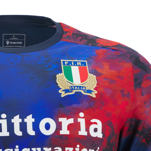 Italy Mens Training T-Shirt 25/26 Navy - Badge Close-up