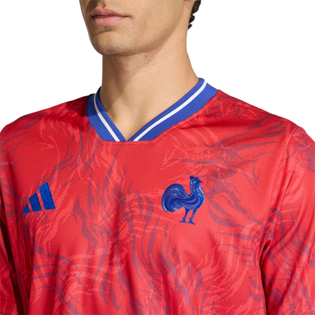France Mens Pre Match Rugby Shirt Collegiate Red 25/26 - Model Close-up FFR Logo