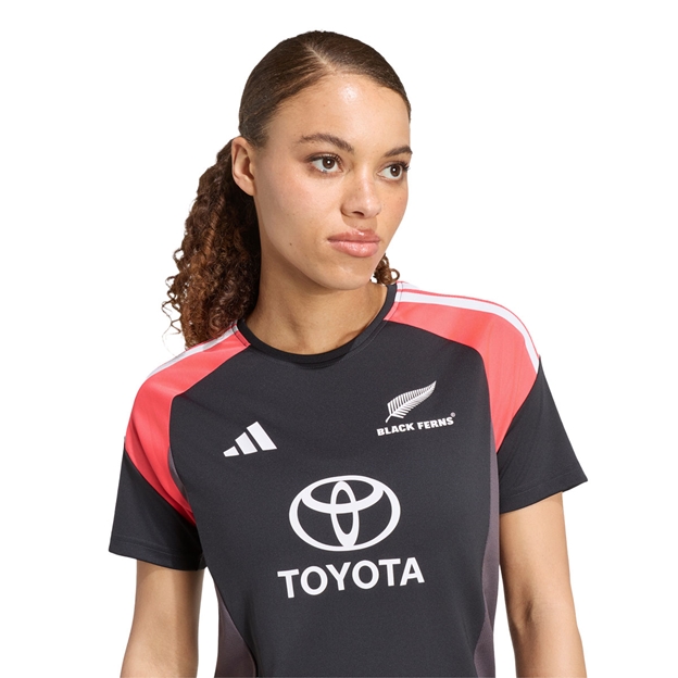 Black Ferns Womens Performance T-Shirt 26/27 Carbon - Model Front Close-up View