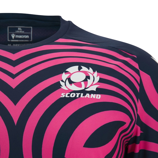 Scotland Mens Warm Up Rugby Shirt 26/27 Neon Pink and Navy - SRU Thistle Close-up