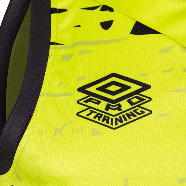 Fiji Mens Training Singlet 26/27 Lime - Pro Training Close-up