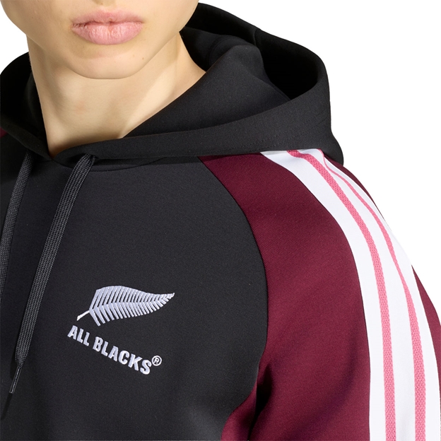 All Blacks Mens Hoodie 26/27 All Black - Model Shoulder Close-up View