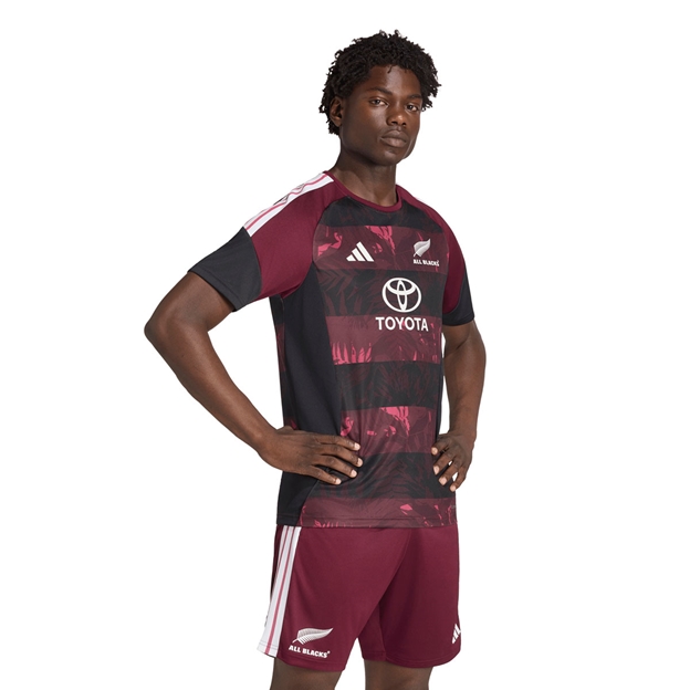 All Blacks Mens 'Greatest Rivalry' Performance T-Shirt 26/27 Maroon - Model Front View