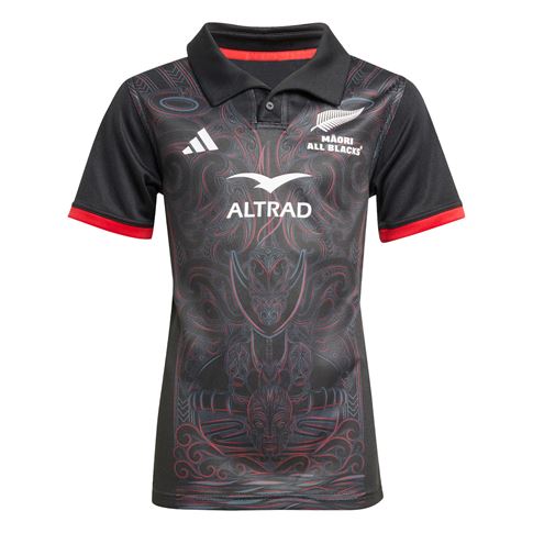 Maori All Blacks Kids Home Rugby Shirt Short Sleeve Black 25/26 - Front View Maori All Blacks Kids Home Rugby Shirt Short Sleeve Black 25/26 - Front View