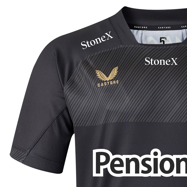Saracens Mens Home Rugby Shirt 26/27 Caviar - Castore Close-up