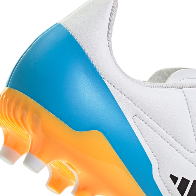adidas Adults RS-15 Firm Ground Rugby Boots White - Heel Close-up