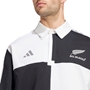 all-blacks-mens-culture-jersey-black-2024-model-closeup.jpg 