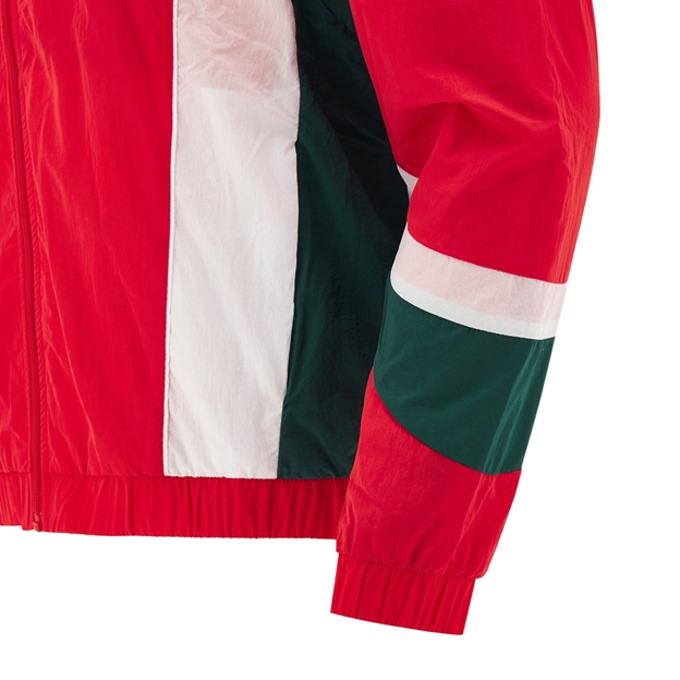 Wales Mens Heritage Retro Jacket 26/27 Red - Sleeve Close-up