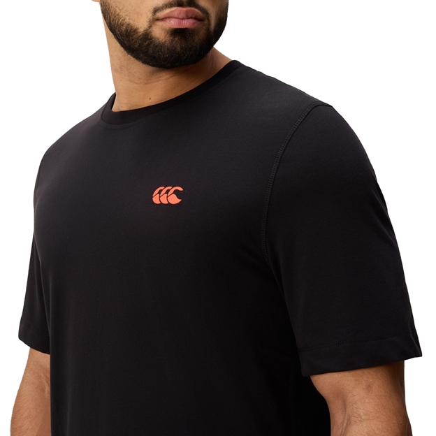 Canterbury Mens Tempo+ Drill GFX Training T-Shirt Black - Model Front Close-up