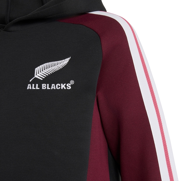All Blacks Kids Hoodie 26/27 All Black - Fern Close-up View