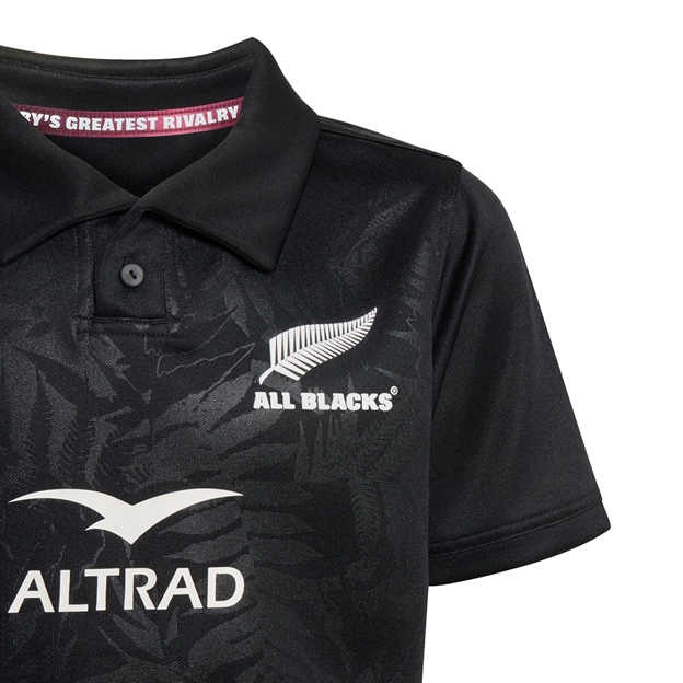 All Blacks Kids 'Greatest Rivalry' Home Rugby Shirt 26/27 All Black - Fern Close-up