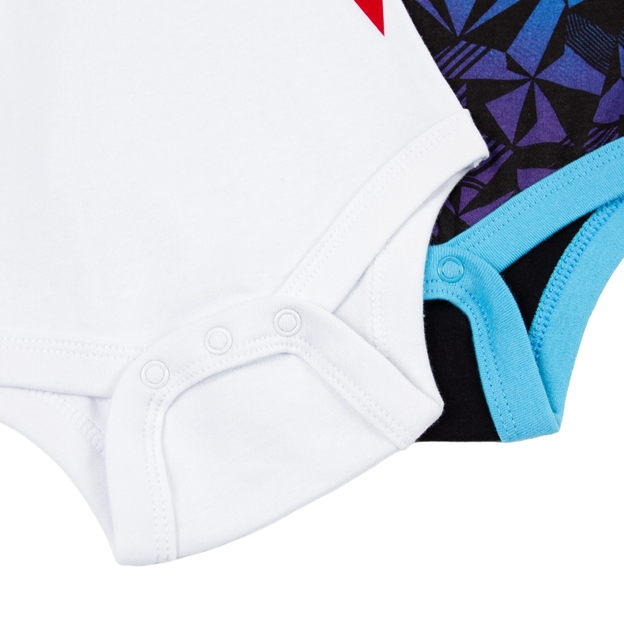 England Baby Home & Away Kit Pack Bodysuits 25/26 - Fastenings Close-up England Baby Home & Away Kit Pack Bodysuits 25/26 - Fastenings Close-up