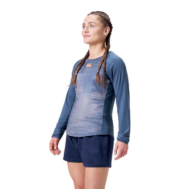 Canterbury Womens Vapodri Superlight Long Sleeved Tee-  Navy Model Side